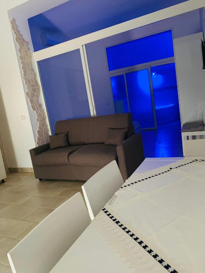 V&M Suite Con Jacuzzi Ostuni Buitenkant foto
