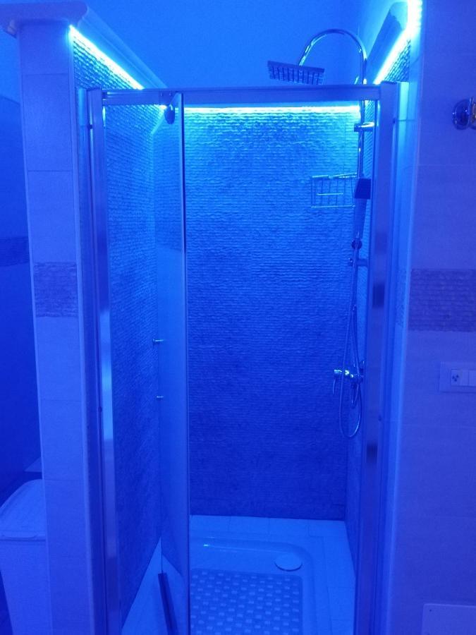 V&M Suite Con Jacuzzi Ostuni Buitenkant foto