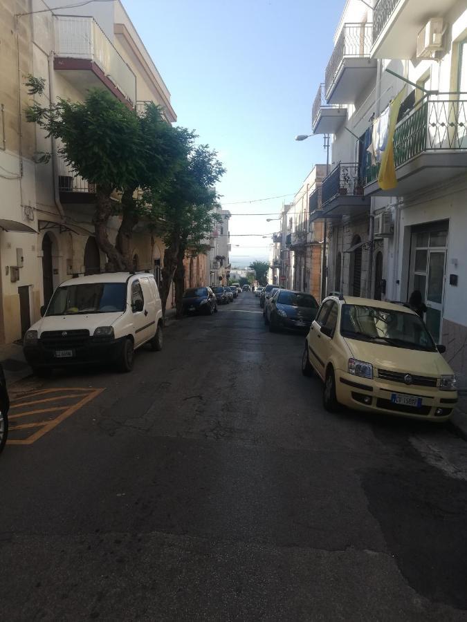 V&M Suite Con Jacuzzi Ostuni Buitenkant foto
