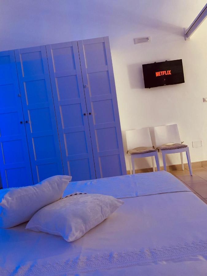 V&M Suite Con Jacuzzi Ostuni Buitenkant foto