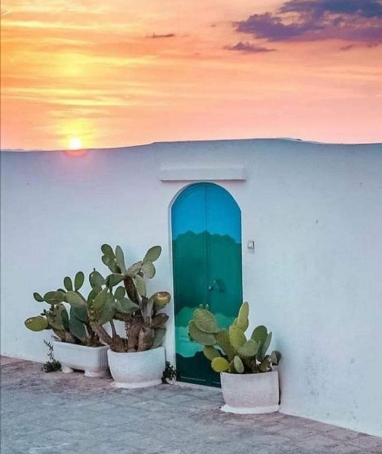 V&M Suite Con Jacuzzi Ostuni Buitenkant foto