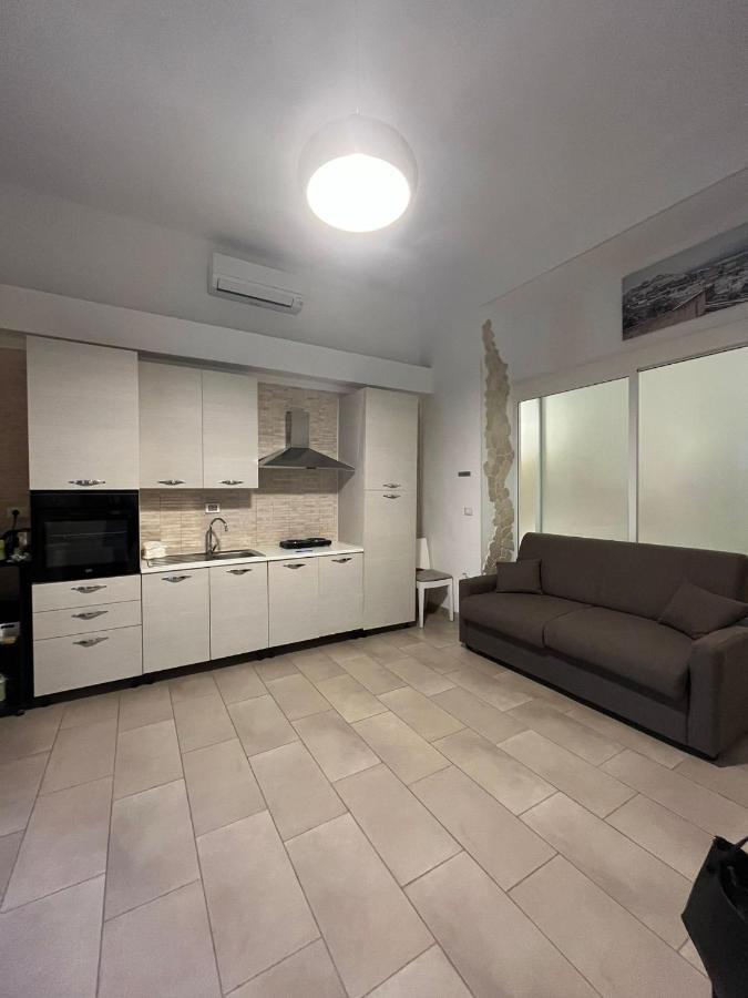 V&M Suite Con Jacuzzi Ostuni Buitenkant foto