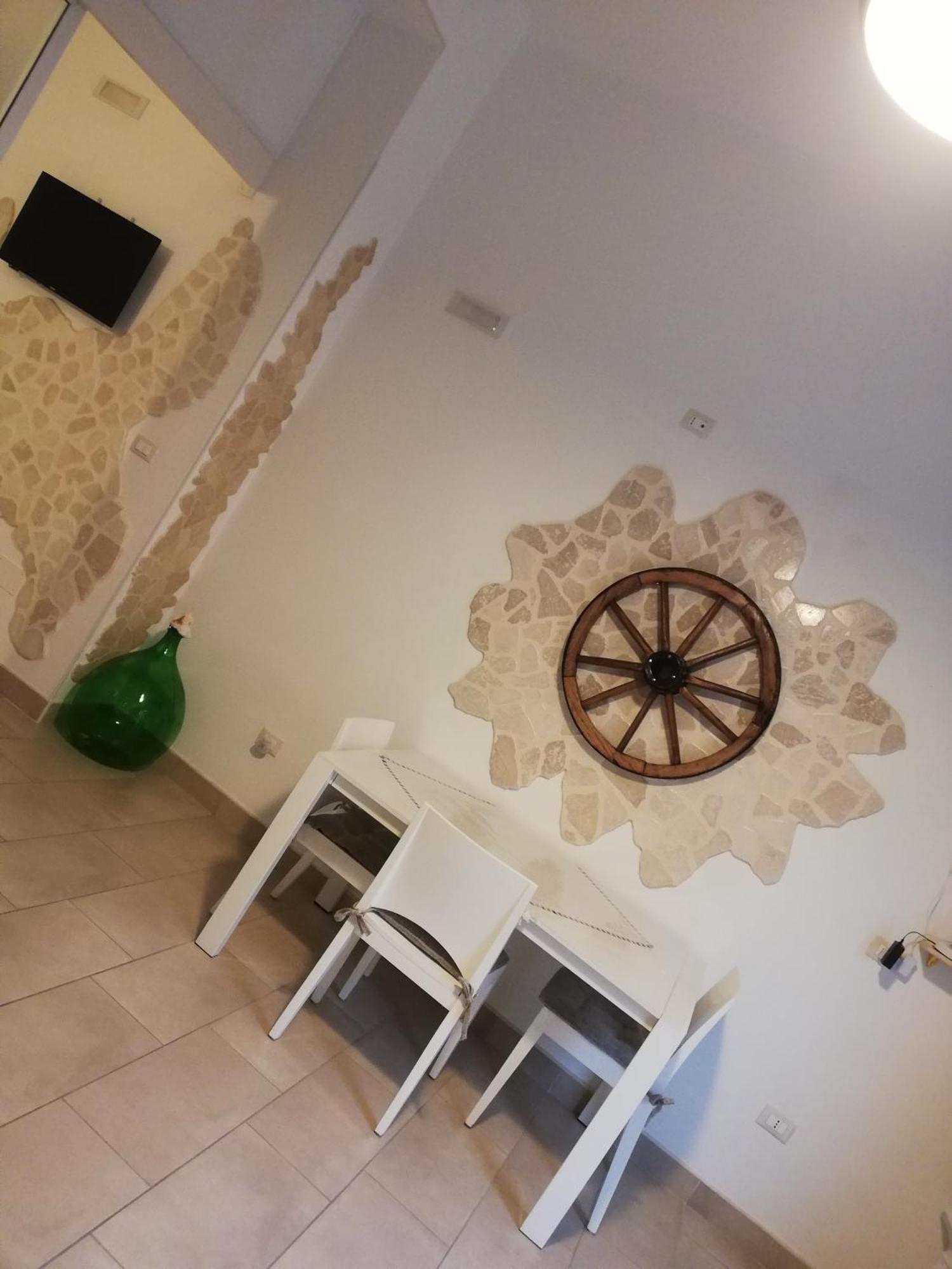 V&M Suite Con Jacuzzi Ostuni Kamer foto