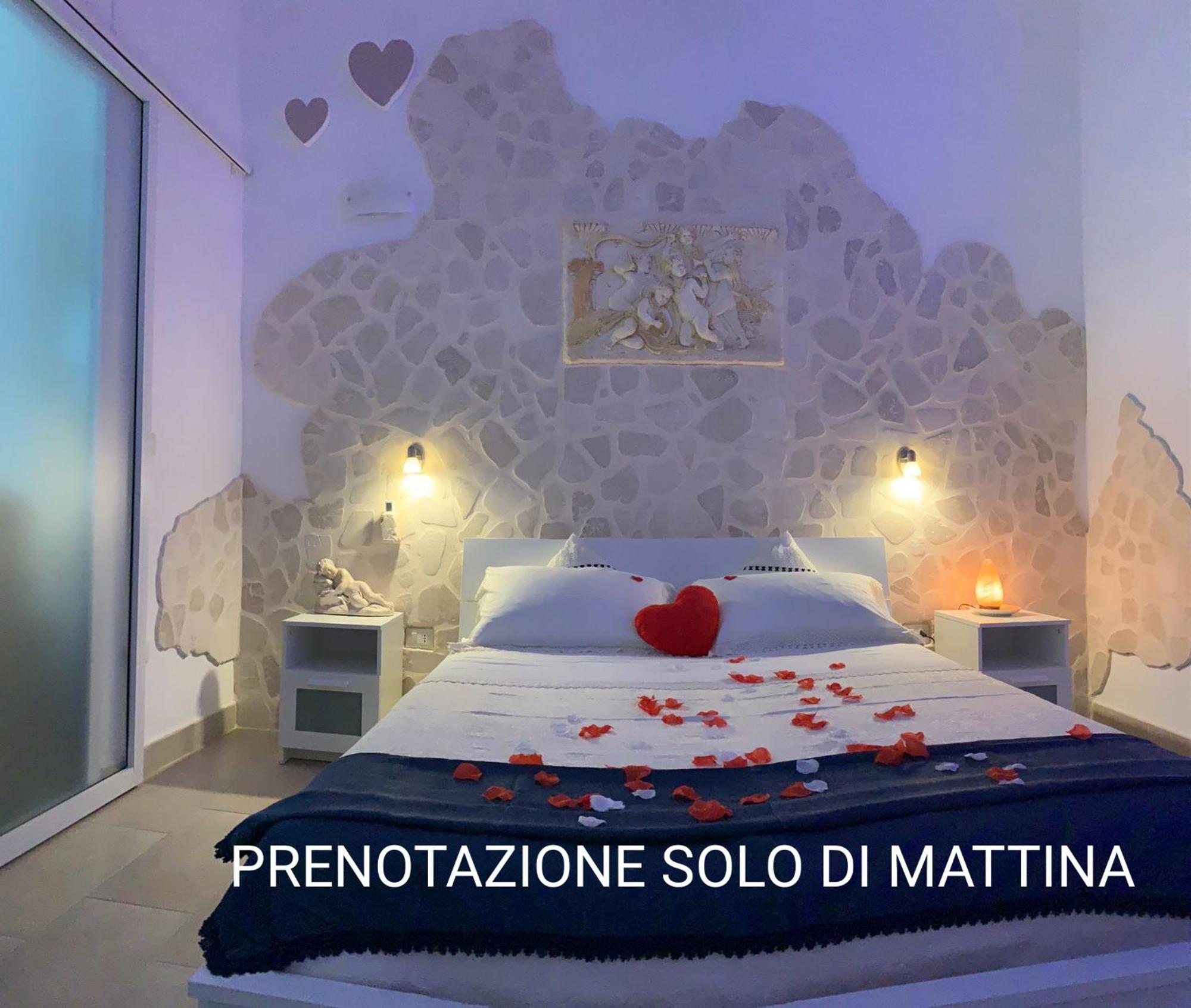 V&M Suite Con Jacuzzi Ostuni Kamer foto